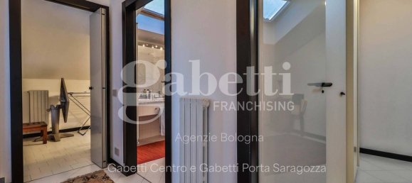 2 bedrooms Apartment in Bologna, Italy No. 19125 26