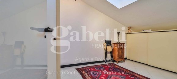 2 bedrooms Apartment in Bologna, Italy No. 19125 27