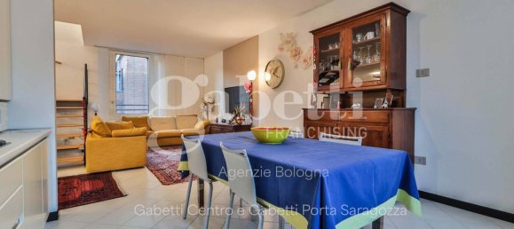 2 bedrooms Apartment in Bologna, Italy No. 19125 2