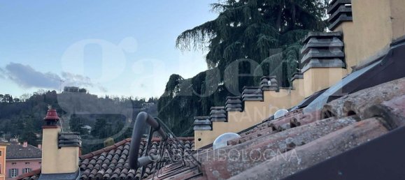 2 bedrooms Apartment in Bologna, Italy No. 19125 3