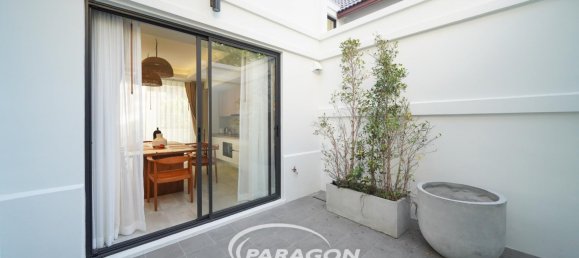 8 rooms Commercial property in Pattaya, Thailand No. 12903 16