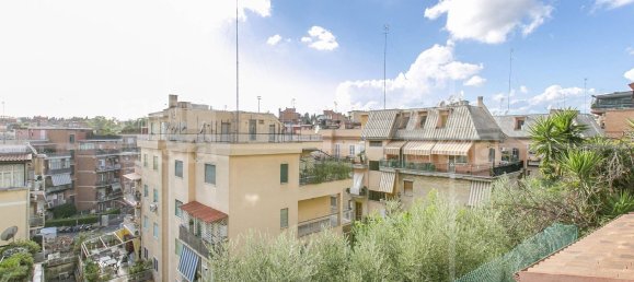 3 Schlafzimmer Wohnung in Rome, Italy, Nr. 357046 15