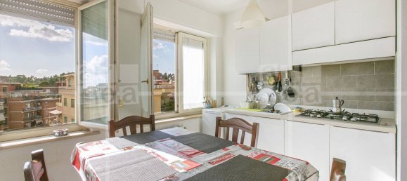 3 Schlafzimmer Wohnung in Rome, Italy, Nr. 357046 6