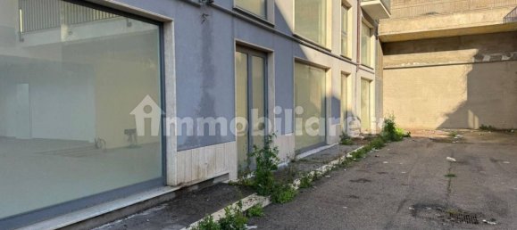 311m² Commercial property in Caltanissetta, Italy No. 350689 3