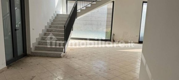 311m² Commercial property in Caltanissetta, Italy No. 350689 6