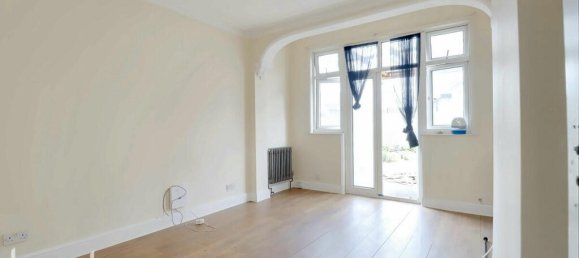 2 Schlafzimmer Wohnung in Croydon, United Kingdom, Nr. 4871 6