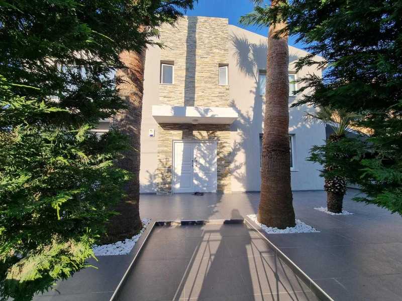 4 bedrooms Villa in Germasogeia, Cyprus No. 6336