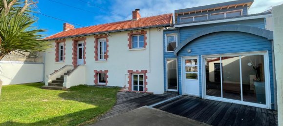 3 bedrooms House in Saint-Brevin-les-Pins, France No. 105302 2