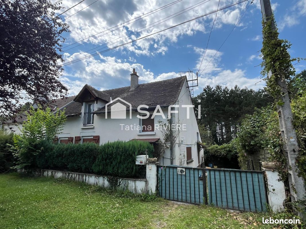 2 Schlafzimmer Haus in Nogent-sur-Vernisson, France, Nr. 263531