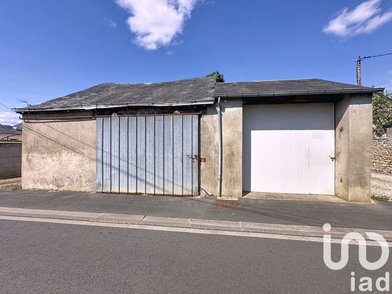 Garage à Thouars, France 190m² No. 322050