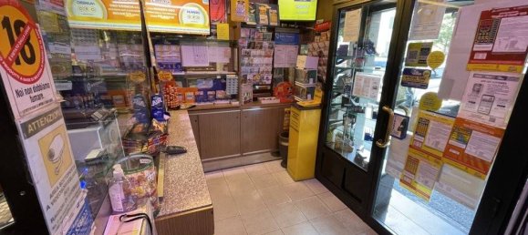 Propiedad comercial de 1 habitación en Rome, Italy No. 324993 2