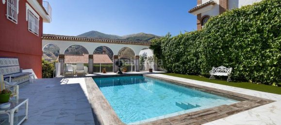 4 bedrooms House in Granada, Spain No. 186968 3