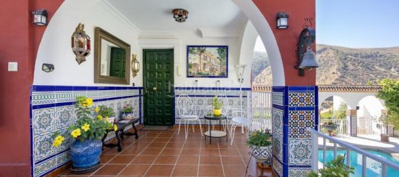 4 bedrooms House in Granada, Spain No. 186968 4