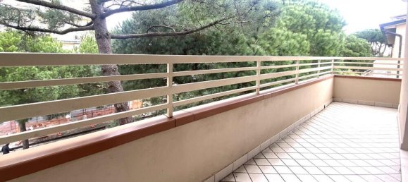 Квартира с 3 комнатами в Равенна, Италия № 30234 2