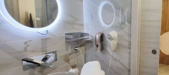 Studio in Naples, Italy No. 34490 9