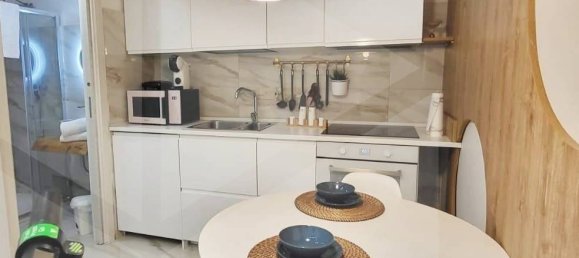 Studio in Naples, Italy No. 34490 2