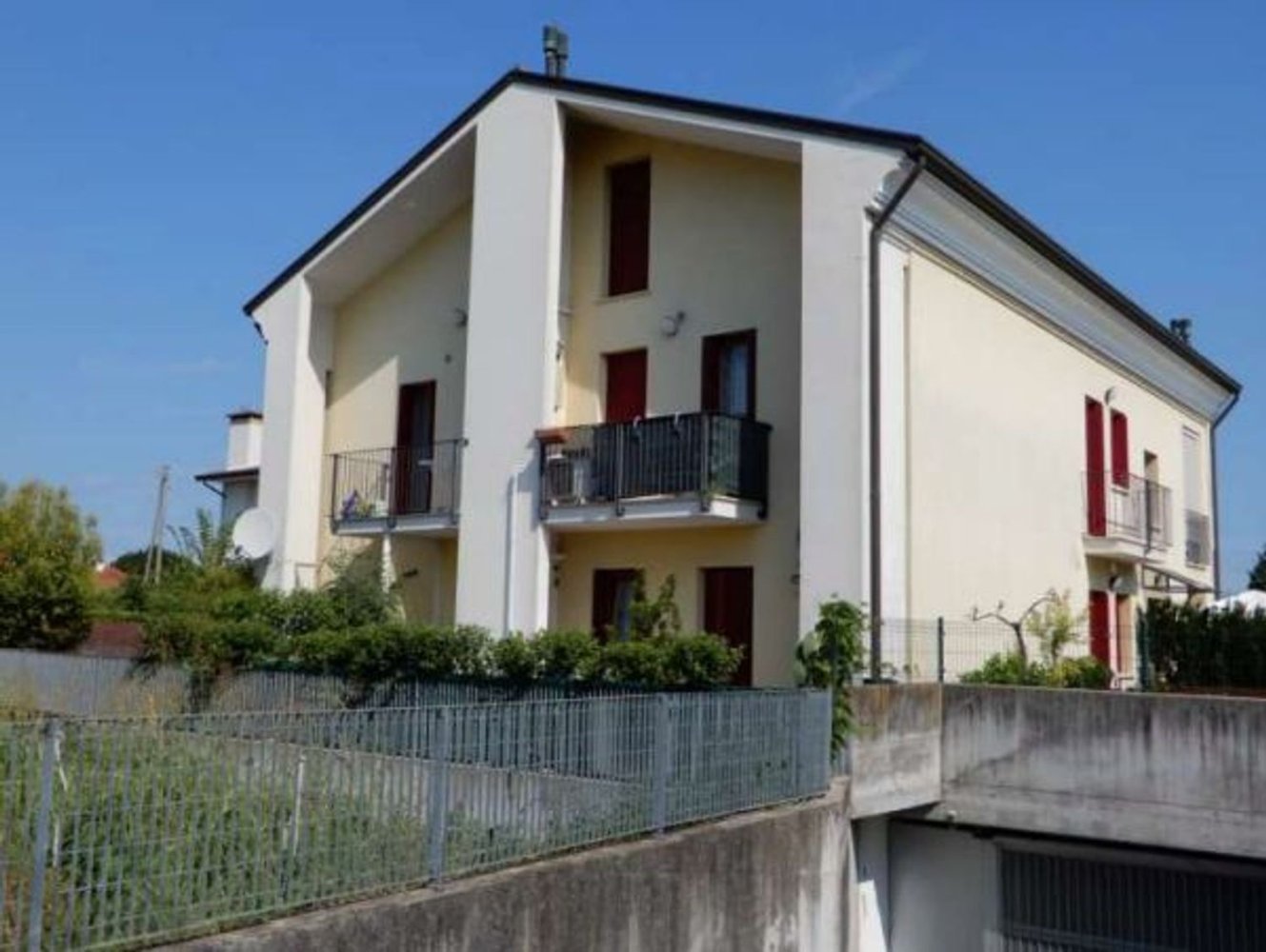 3 rooms Apartment in Vedelago, Italy No. 206384