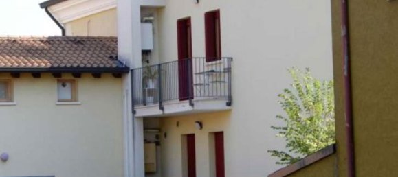 3 rooms Apartment in Vedelago, Italy No. 206384 4
