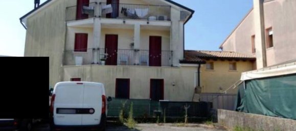 3 rooms Apartment in Vedelago, Italy No. 206384 3