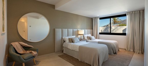 Villa T4 em Nueva Andalucia, Spain N.º 4597 18