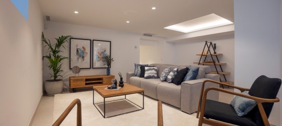 Villa T4 em Nueva Andalucia, Spain N.º 4597 23