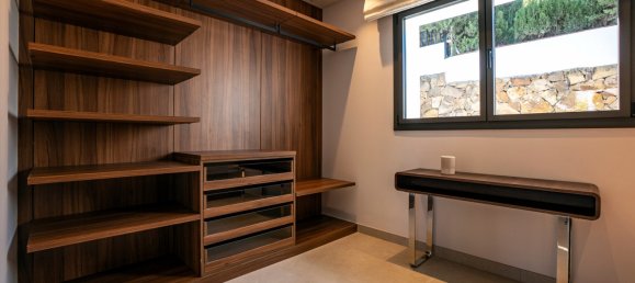 Villa T4 em Nueva Andalucia, Spain N.º 4597 15