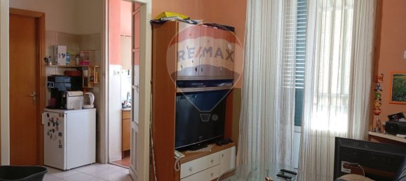 3 rooms Apartment in Catania, Italy No. 48743 3