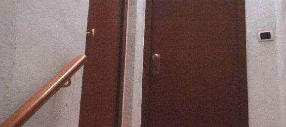 Apartamento de 4 habitaciónes en Prato, Italy No. 39777 30