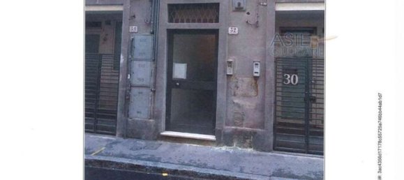 Apartamento de 4 habitaciónes en Prato, Italy No. 39777 12