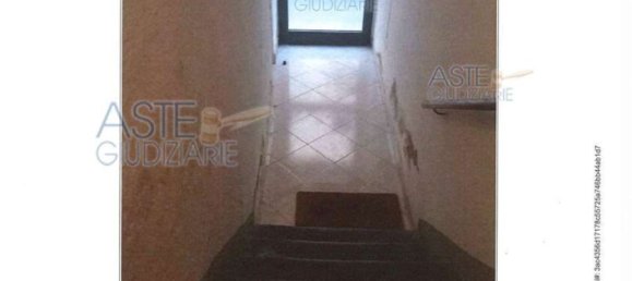 Apartamento de 4 habitaciónes en Prato, Italy No. 39777 13