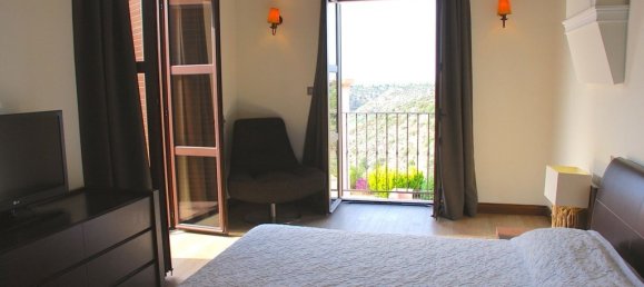 3 bedrooms House in Paphos, Cyprus No. 9883 13