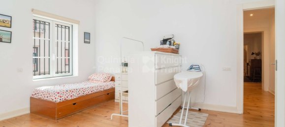 3 bedrooms Apartment in Lisbon, Portugal No. 122234 4