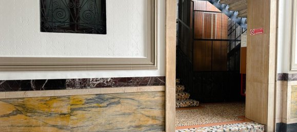 4 bedrooms Apartment in Milan, Italy No. 362655 23