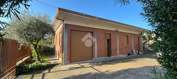 15غرفة فيلا في Seriate, Italy رقم 90795 18