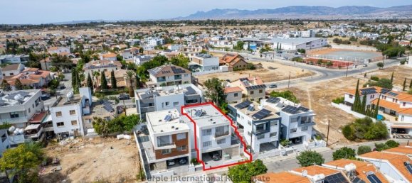 Villa de 5 dormitorios en Nicosia, Cyprus No. 24213 5