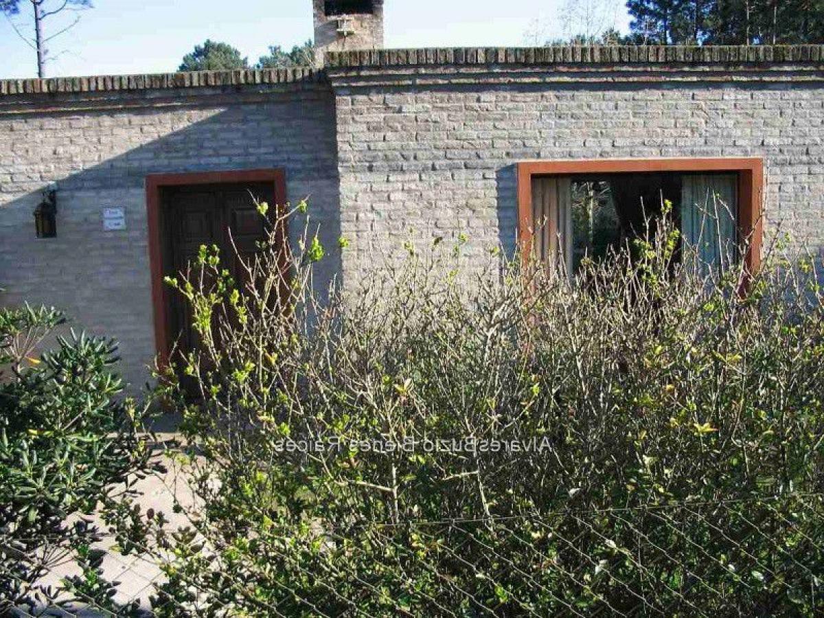 3 bedrooms House in Canelones, Uruguay No. 6055