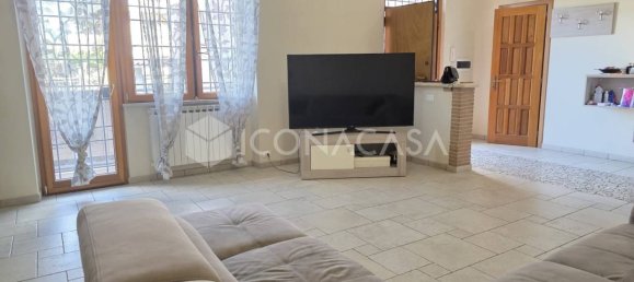 Квартира с 5 комнатами в Чампино, Италия № 354668 7