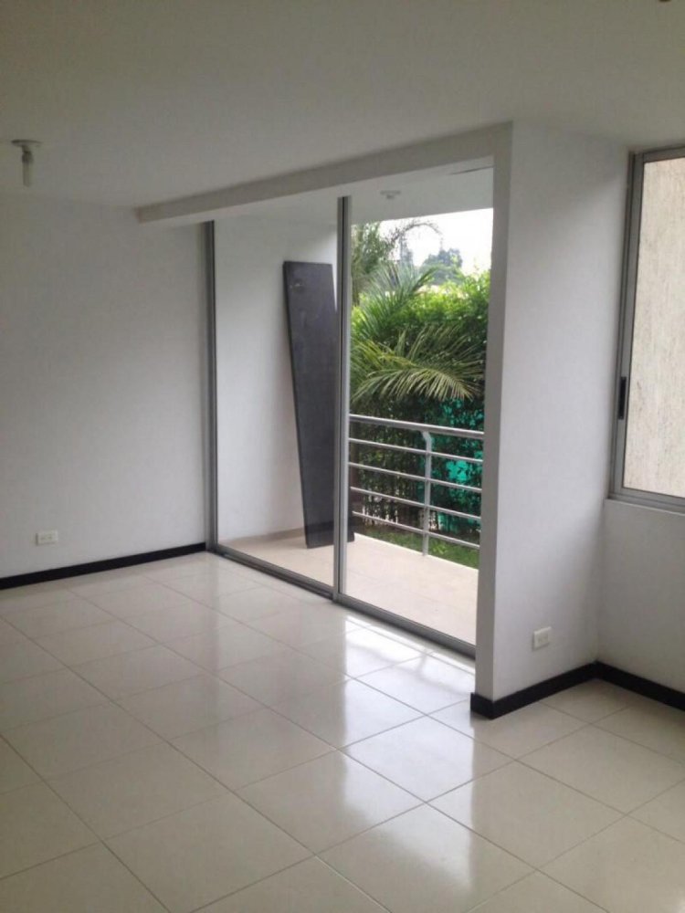 3 bedrooms House in Valle del Cauca, Colombia No. 5806