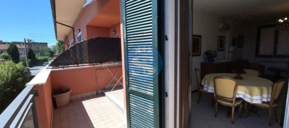 7 rooms Apartment in Pietrasanta, Italy No. 233379 16