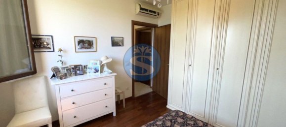 7 rooms Apartment in Pietrasanta, Italy No. 233379 12