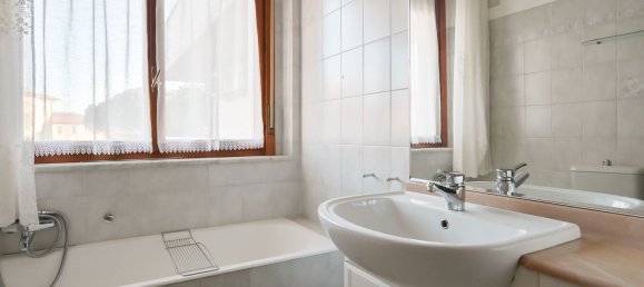 4 rooms Apartment in La Spezia, Italy No. 148371 19