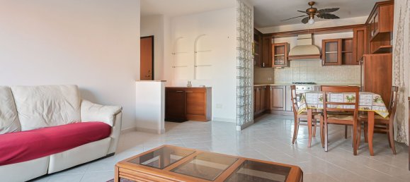 4 rooms Apartment in La Spezia, Italy No. 148371 4