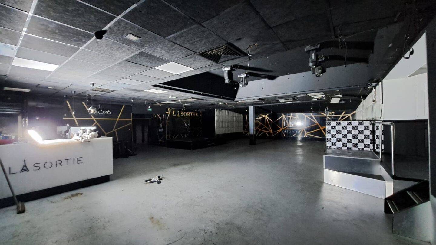 Gewerbliche Immobilie in Lassy, France 525m², Nr. 147271