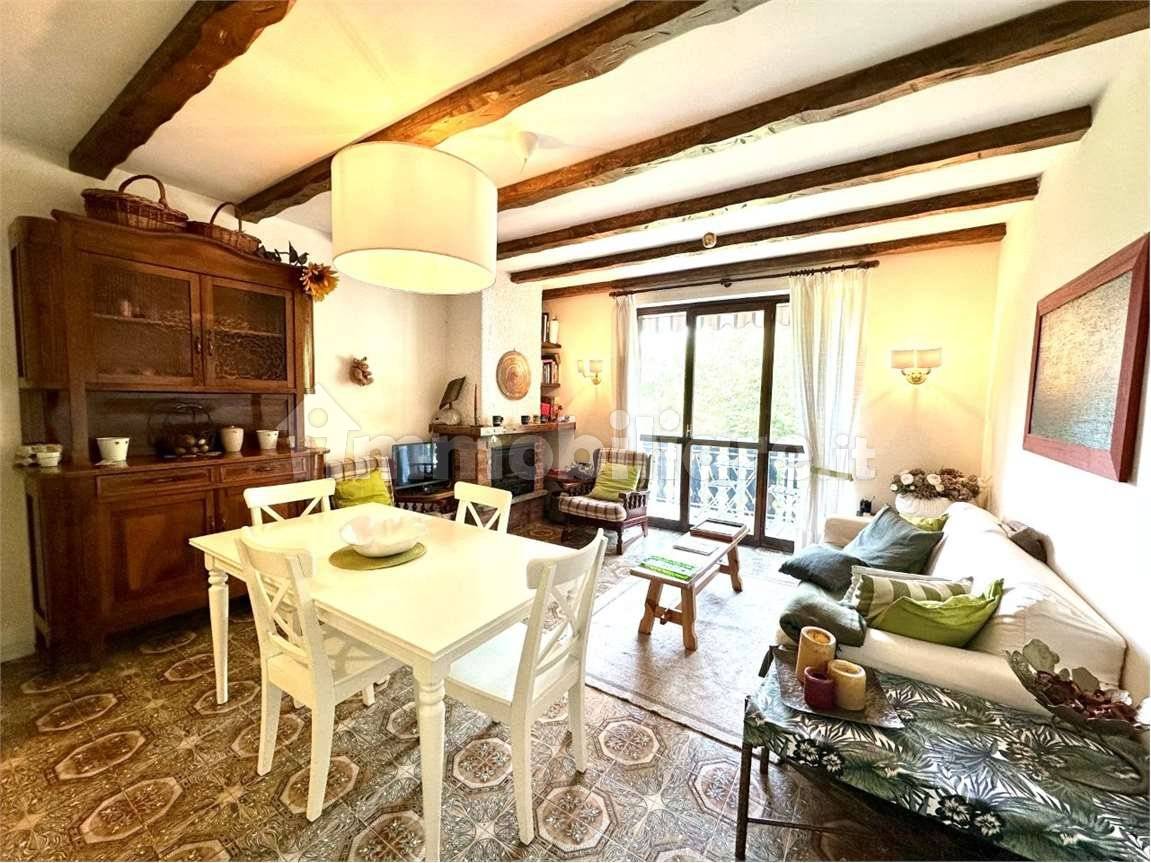 2 Schlafzimmer Wohnung in Casargo, Italy, Nr. 288075