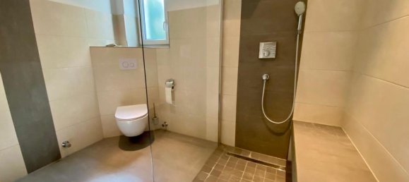 4 bedrooms Apartment in Coburg, Germany No. 325062 8