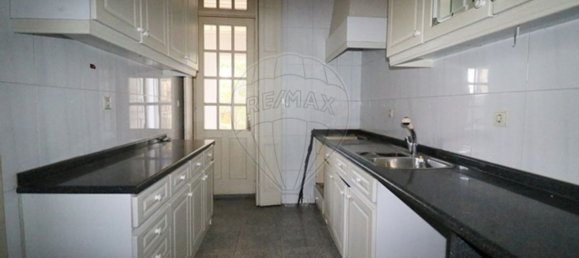 4 bedrooms House in Porto, Portugal No. 26638 22
