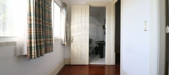 4 bedrooms House in Porto, Portugal No. 26638 32