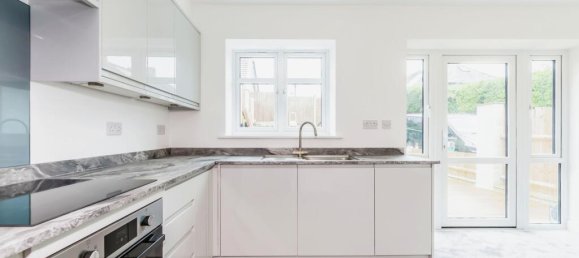 2 bedrooms Commercial property in Coulsdon, United Kingdom No. 8030 41