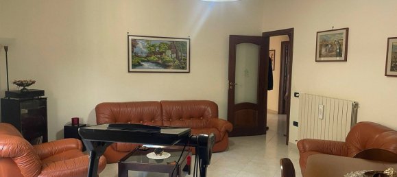 4 rooms Apartment in Naples, Italy No. 201271 4