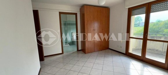 4 Schlafzimmer Haus in Pordenone, Italy, Nr. 281541 17